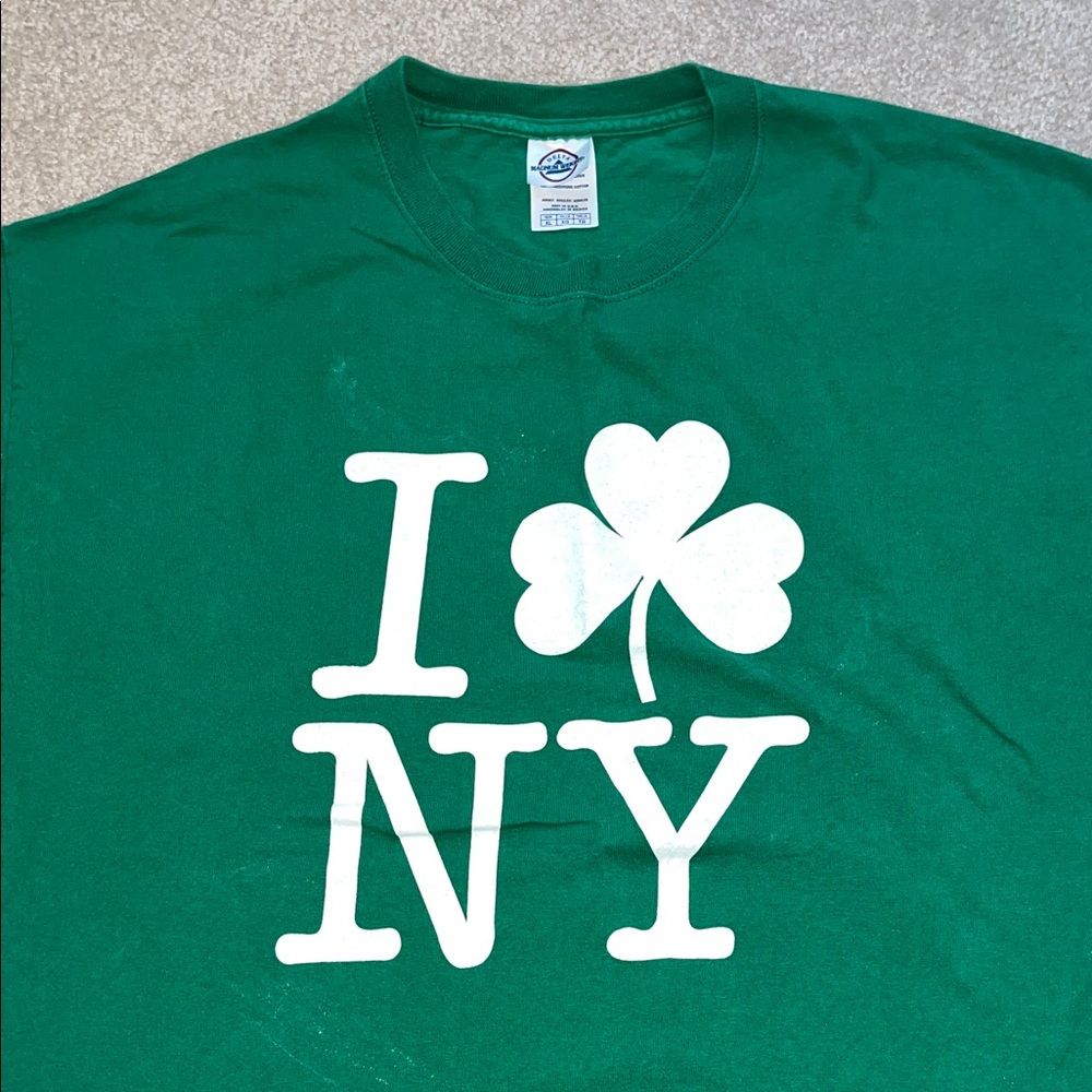 “I ☘️ NY” Tee